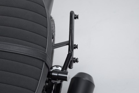 STELAŻ BOCZNY SLC LEWY SW-MOTECH MOTO GUZZI V9 ROAMER/BOBBER (15-) BLACK