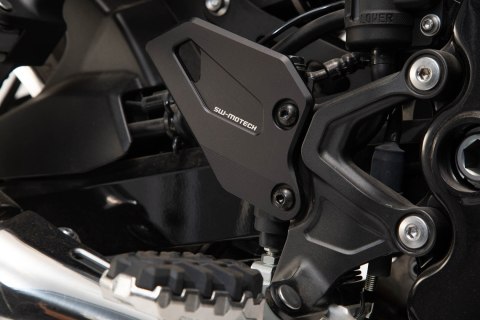 OSŁONA PIĘTY SW-MOTECH KAWASAKI Z900RS/CAFE (17-) BLACK