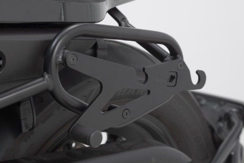 ZESTAW SAKWA I STELAŻ LEGEND GEAR LH1 SW-MOTECH HARLEY-DAVIDSON SPORTSTER S (21-) 195L