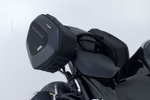 SAKWY BOCZNE STELAŻE BLAZE PRO SW-MOTECH KAWASAKI Z900 2016-2025