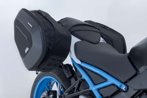 SAKWY BOCZNE STELAŻE BLAZE PRO SW-MOTECH Suzuki GSX-8S / GSX-8R 2022-2025