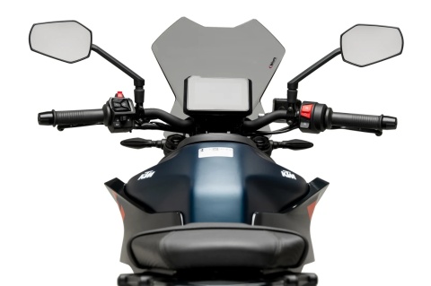 SZYBA TURYSTYCZNA PUIG DO KTM 125 DUKE / 390 DUKE 2024-2025 LEKKO PRZYCIEMNIONA