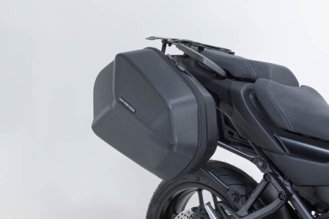 KUFRY BOCZNE STELAŻE AERO ABS 2x25 l. Yamaha Tracer 9 / GT / GT+ 2025-