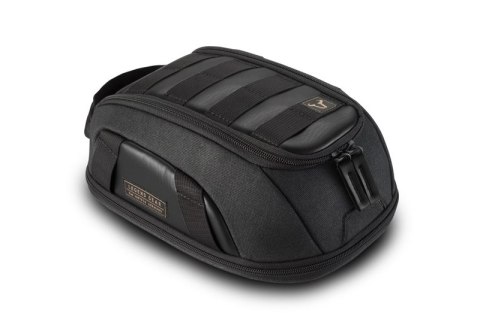 TANK BAG SW-MOTECH LT1 LEGEND GEAR BLACK EDITION MOCOWANIE NA MAGNES BLACK 3- 5,5L