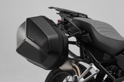 ZESTAW KUFRÓW BOCZNYCH AERO ABS I STELAŻY SW-MOTECH TRIUMPH TIGER 1200/EXPLORER (11-) BLACK 2X25L ZESTAW KUFRÓW BOCZNYCH AERO ABS I STELAŻY SW-MOTECH TRIUMPH TIGER 1200/EXPLORER (11-) BLACK 2X25L