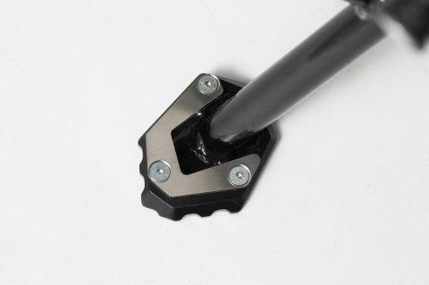 POSZERZENIE STOPKI SW-MOTECH HONDA VFR800X (15-)CB/R MODELS BLACK/SILVER