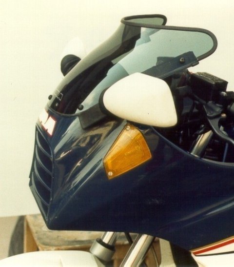 SZYBA MOTOCYKLOWA MRA KAWASAKI GPZ 900 R, ZX 900A, -, forma S, bezbarwna