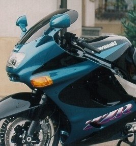 SZYBA MOTOCYKLOWA MRA KAWASAKI ZZR 1100, ZXT10D, 1993-, forma O, czarna