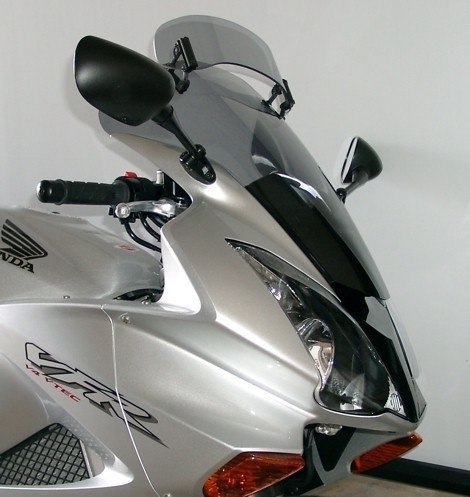 SZYBA MOTOCYKLOWA MRA HONDA VFR 800, RC46, 2002-2013, forma VT, bezbarwna