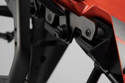 STELAŻE PRO NA KUFRY BOCZNE SW-MOTECH SUZUKI V-STROM 1050 (19-)